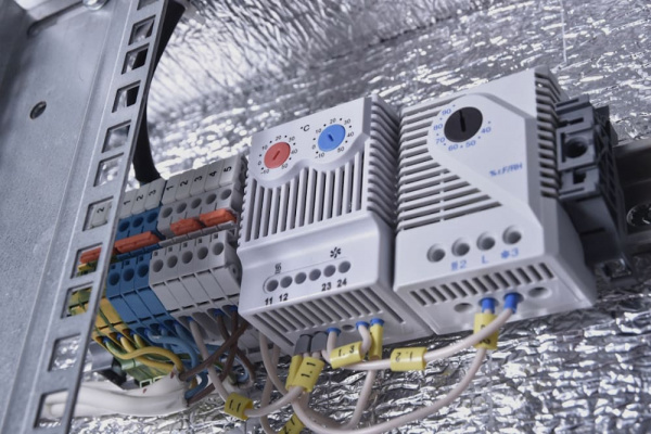 Телекоммуникационный шкаф ЦМО ШТВ-1-24.7.6-43АА-Т1 Телекоммуникационный шкаф ЦМО ШТВ-1-24.7.6-43АА-Т1